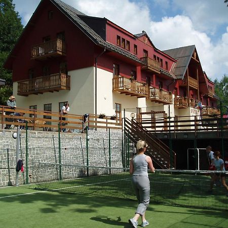 Hotel Svycarska Bouda Špindlerŭv Mlýn Esterno foto