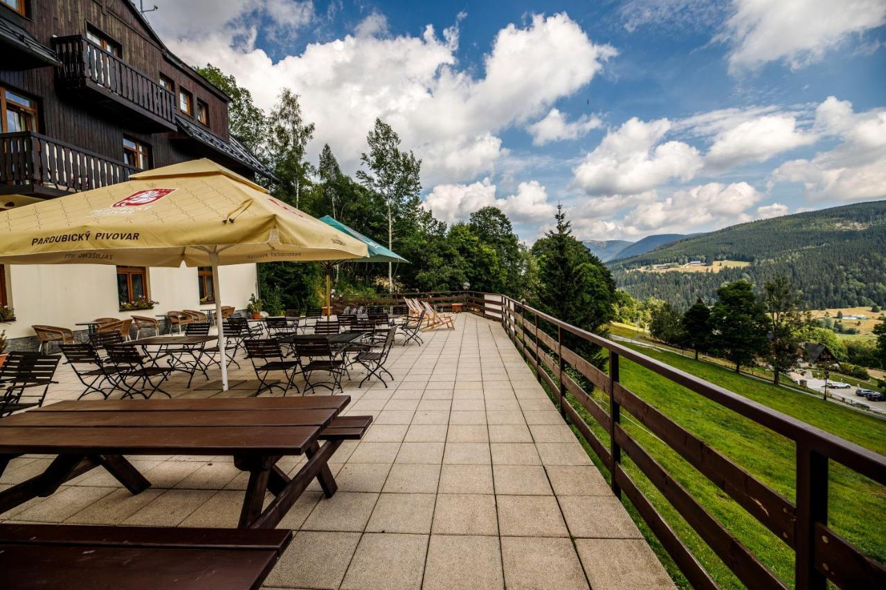 Hotel Svycarska Bouda Špindlerŭv Mlýn Esterno foto