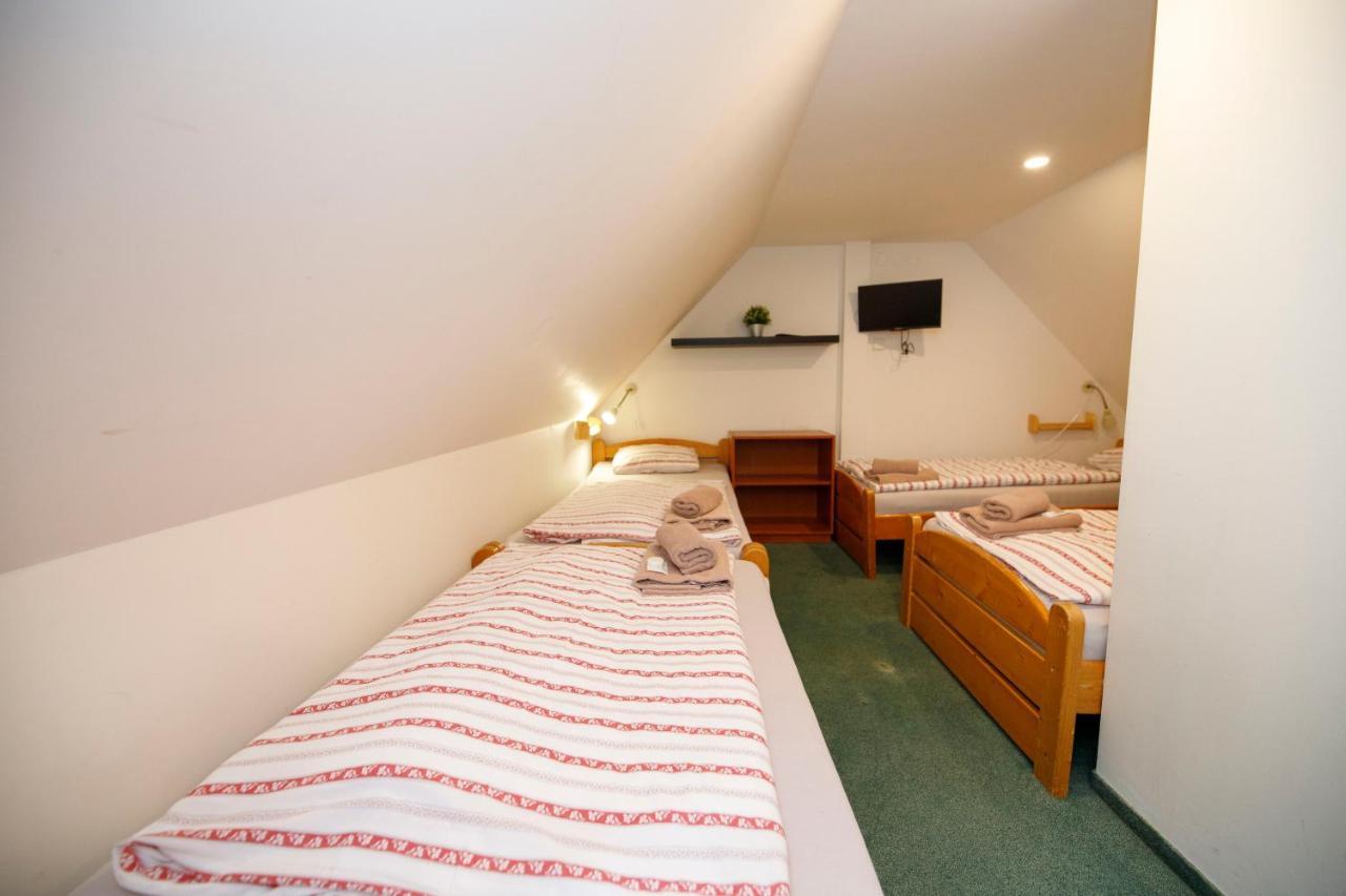 Hotel Svycarska Bouda Špindlerŭv Mlýn Esterno foto