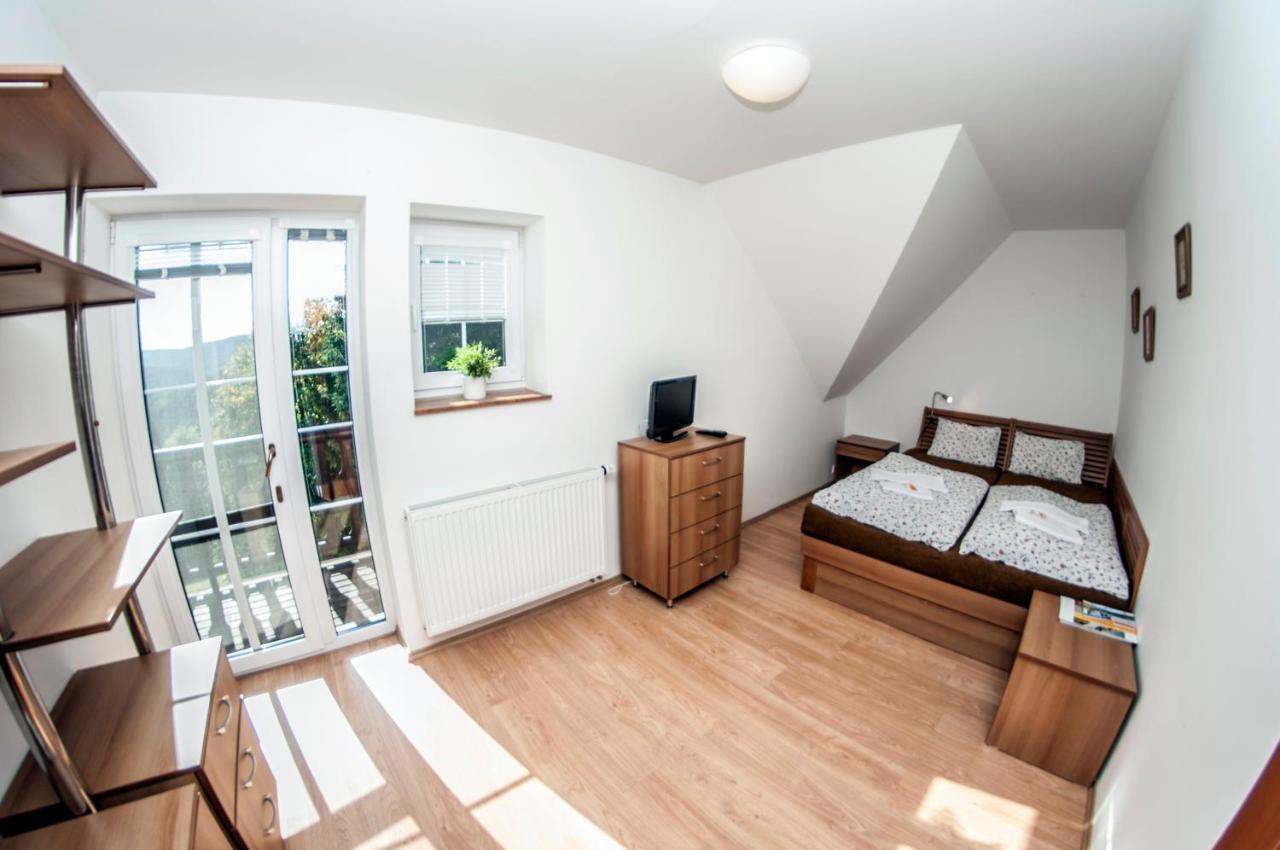 Hotel Svycarska Bouda Špindlerŭv Mlýn Esterno foto